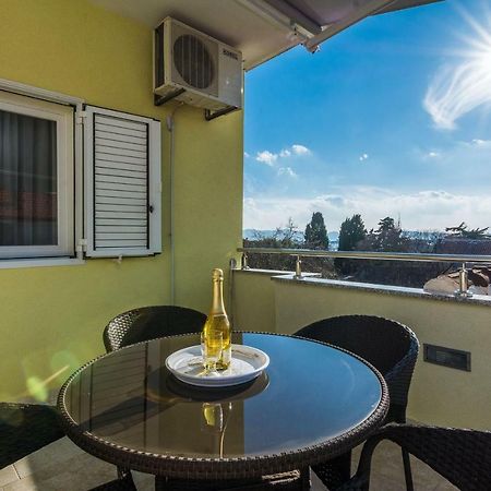 Apartman Mladenka Sukošan Extérieur photo