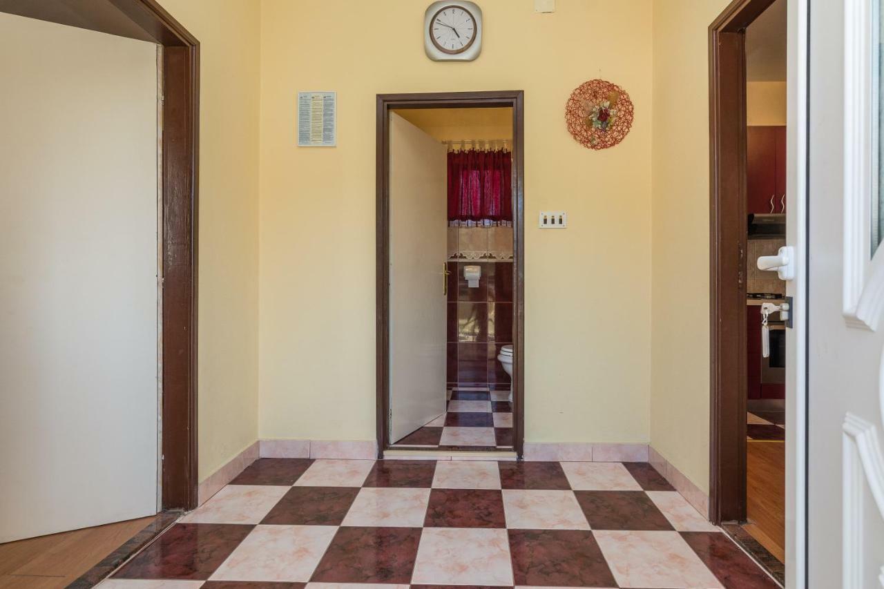Apartman Mladenka Sukošan Extérieur photo