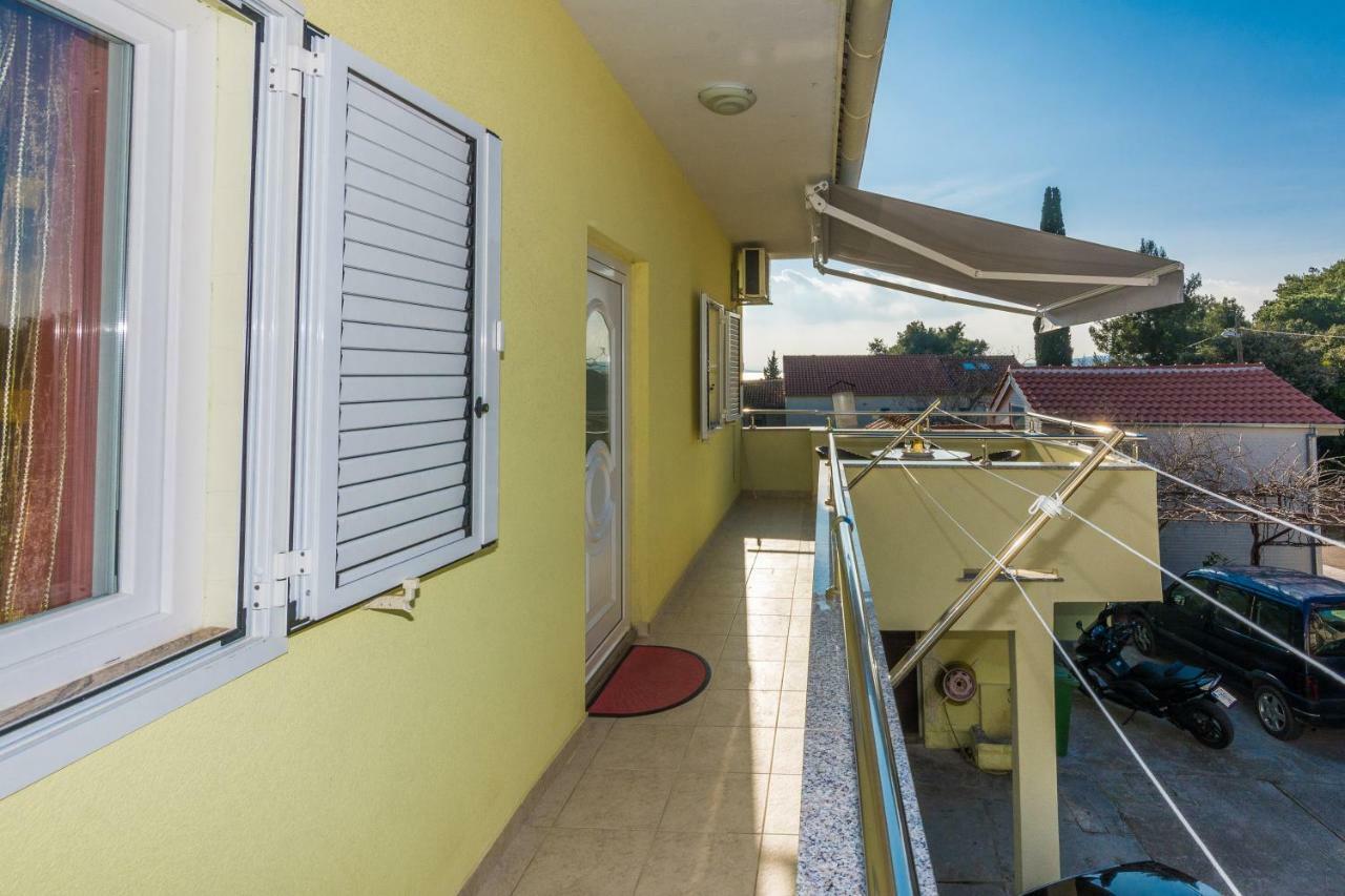 Apartman Mladenka Sukošan Extérieur photo